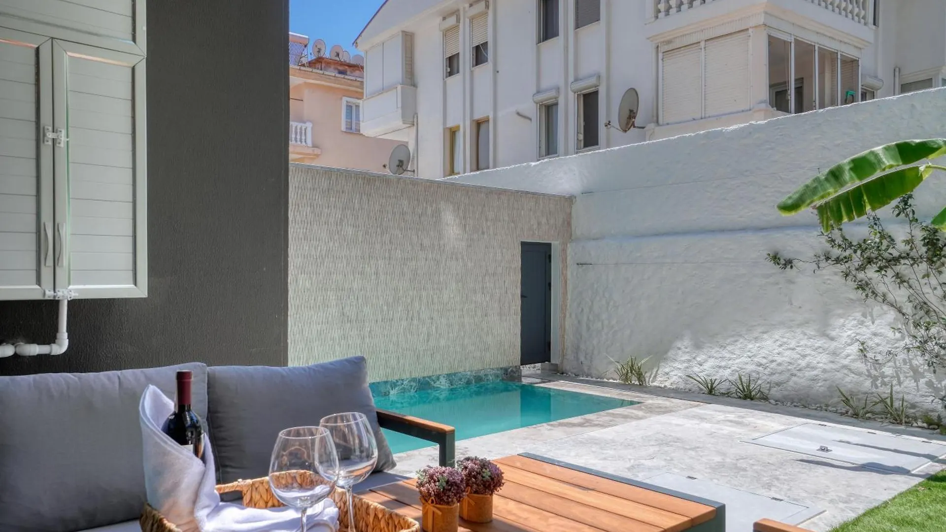 Ayayorgi Homes Çeşme Aparthotel